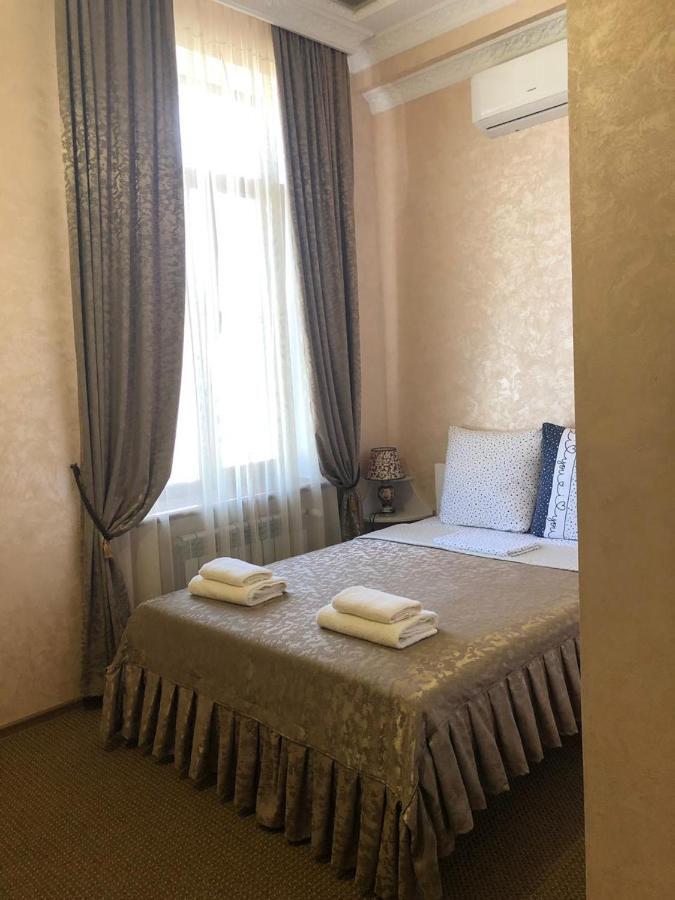Гостиный Двор Надежда Hotel Khlibodarske Exterior foto