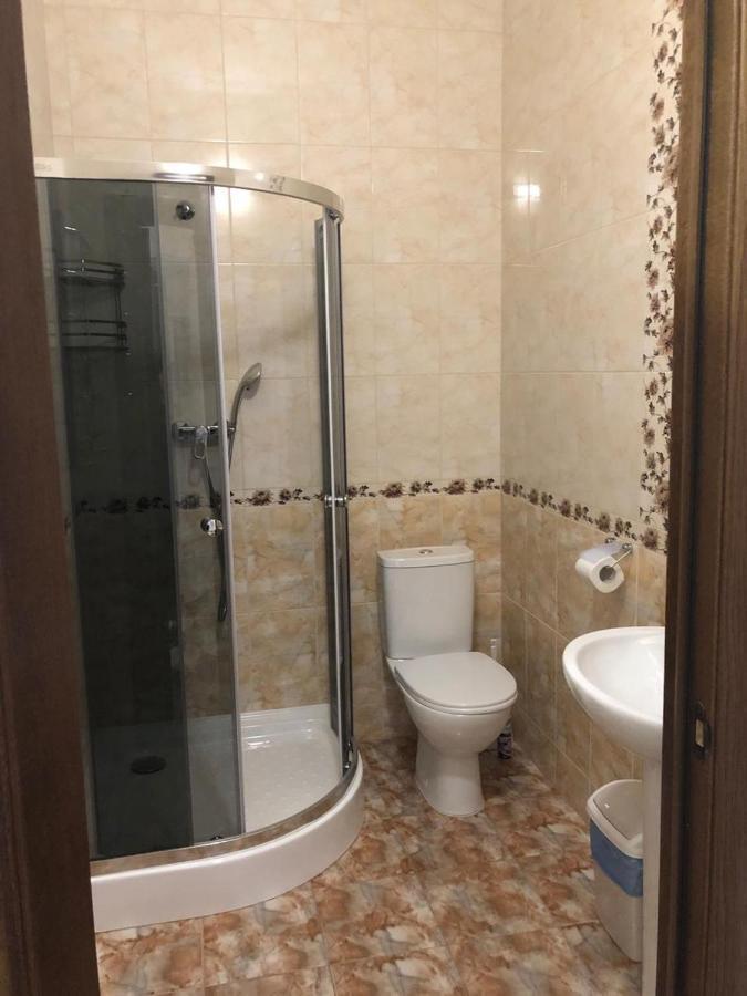 Гостиный Двор Надежда Hotel Khlibodarske Exterior foto